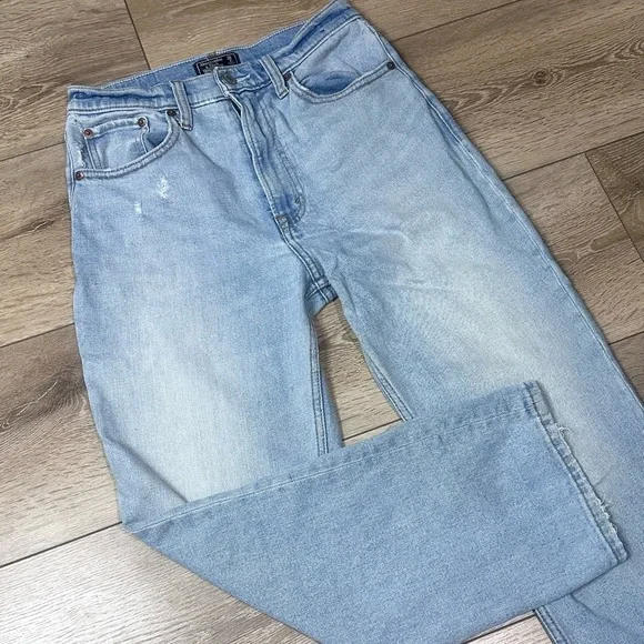 Abercrombie & Fitch Light Wash Zoe Natural Rise Ankle Straight Jeans - Picture 4 of 12